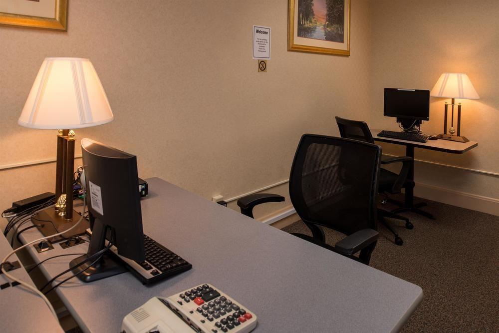 Ramada Plaza Rochester Airport Ngoại thất bức ảnh